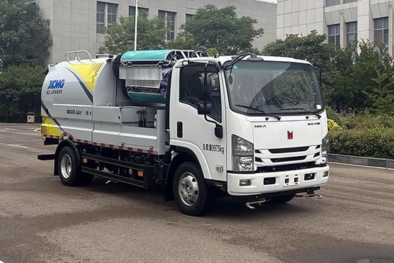 High Standard Guardrail Cleaning Truck With 120x40mm Rear Protective Device And VIE ABS-II Controller
