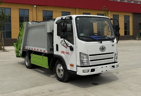 Compressione di medie dimensioni Trasportatore di rabbia caricatore posteriore camion della spazzatura compresso